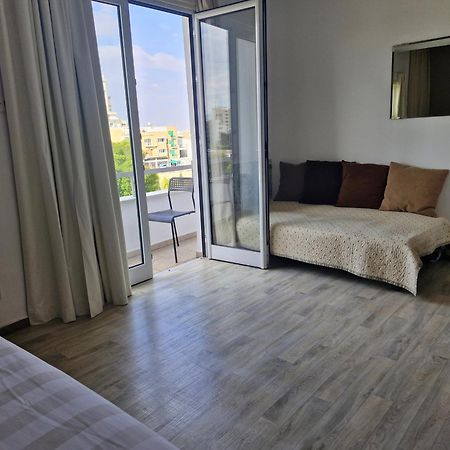 Апартаменти Downtown Living By 'Flats Nicosia' Екстер'єр фото
